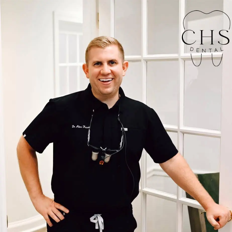 CHS Dental - Alex Kusek, DDS - Professional dental clinic exterior with modern facilities