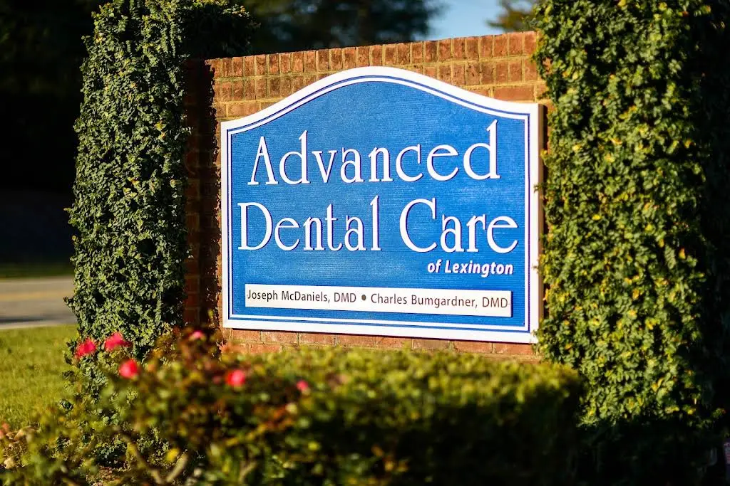 Advanced Dental Care of Lexington: Joseph McDaniels DMD - Professional dental clinic exterior with modern facilities