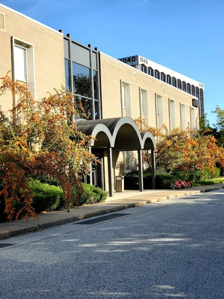 NJ Dental 1 - Professional dental clinic exterior with modern facilities