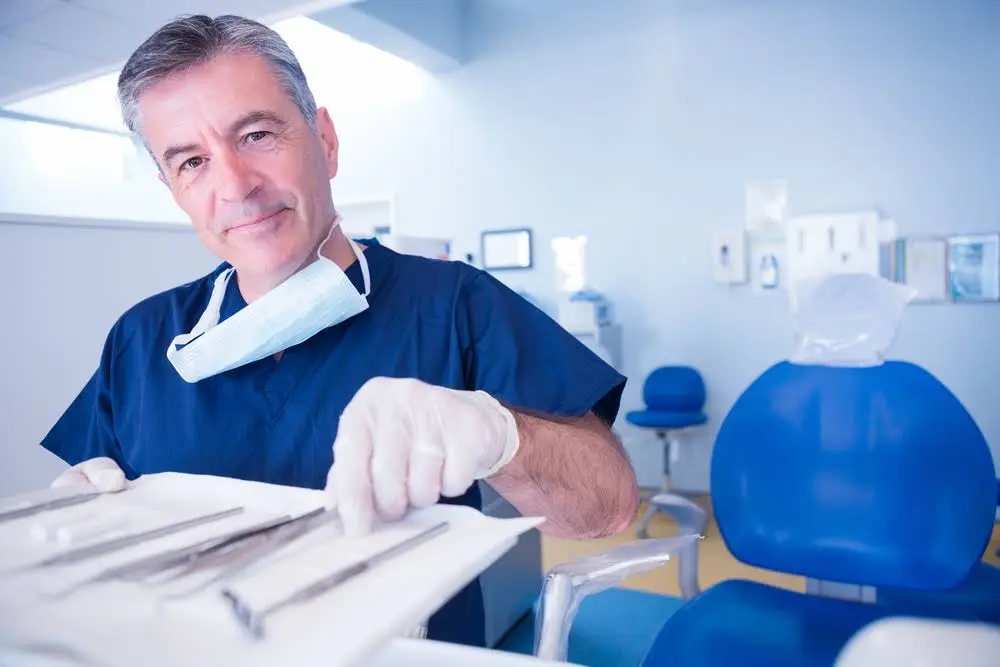 Brook Dental Associates - Professional dental clinic exterior with modern facilities