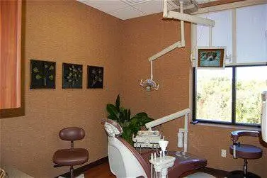 Dr. Tom DiStefano DMD / Warren Ridge Dental