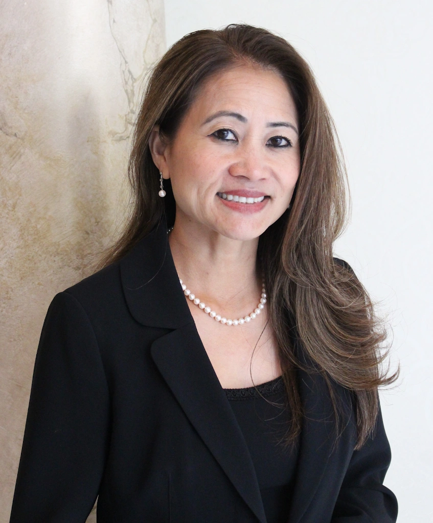 Maxine P VU DDS