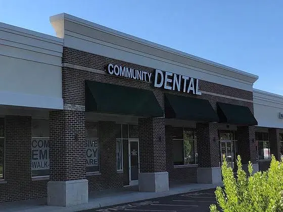 Community Dental of Hamilton - Professional dental clinic exterior with modern facilities