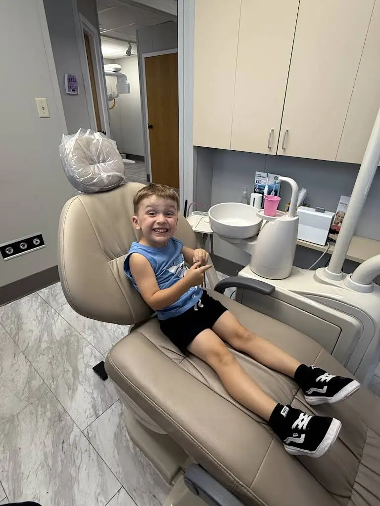 Smile Oxford Valley Dental, LLC - Professional dental clinic exterior with modern facilities