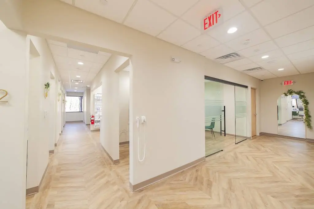 Thrive Dental Wellness - Professional dental clinic exterior with modern facilities