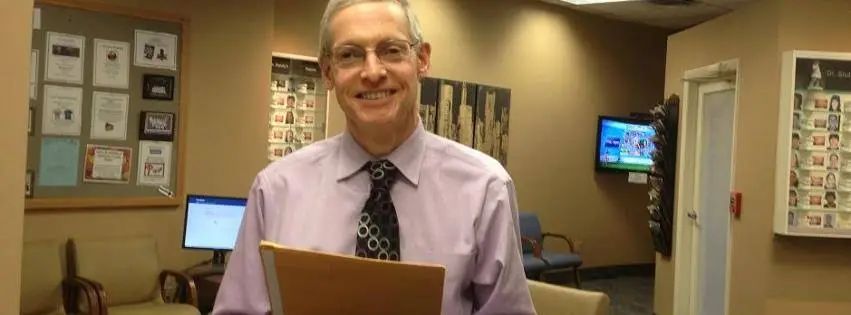 Harold Slutsky, DMD, PC - Professional dental clinic exterior with modern facilities