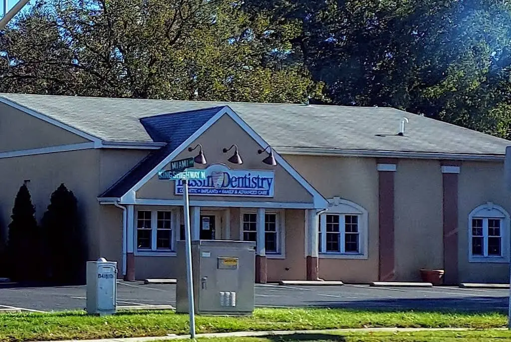 Lassin Dentistry - Professional dental clinic exterior with modern facilities