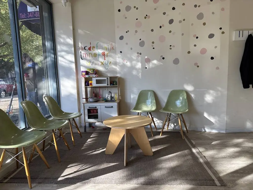 Kinderee Family Dentistry - Professional dental clinic exterior with modern facilities