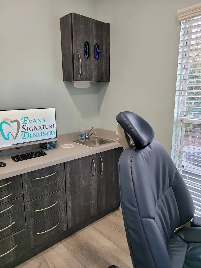 Evans Signature Dentistry