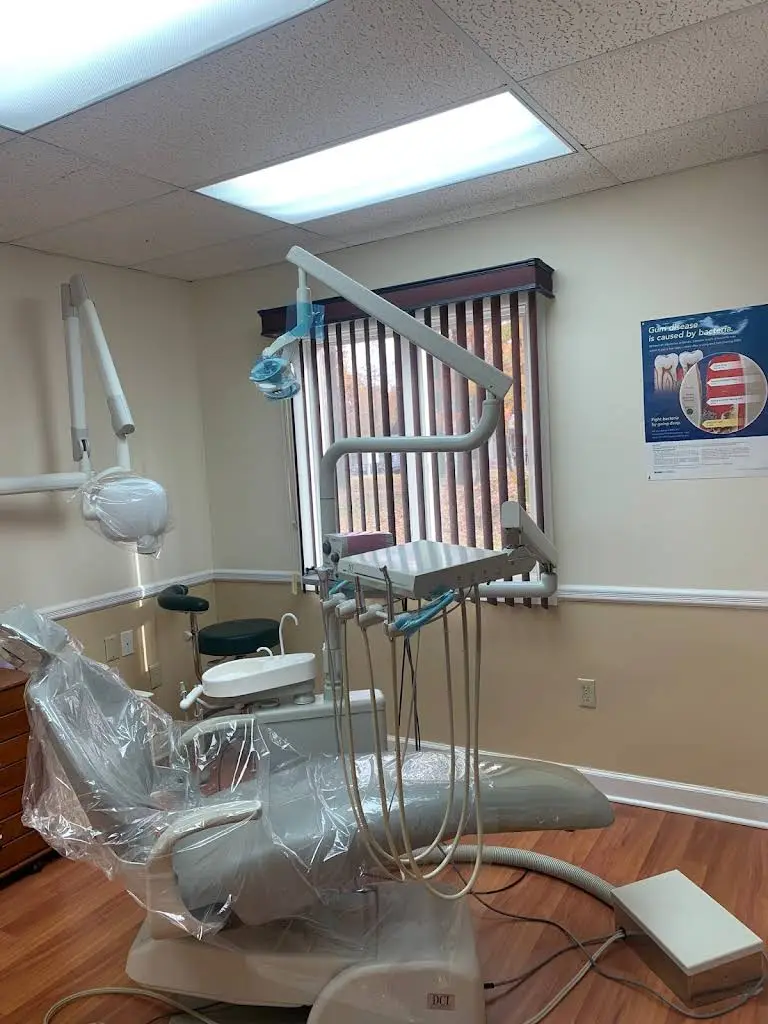 Friendly Dental of Somerset - Professional dental clinic exterior with modern facilities