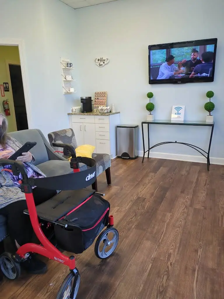Lexington Family Smiles - Professional dental clinic exterior with modern facilities