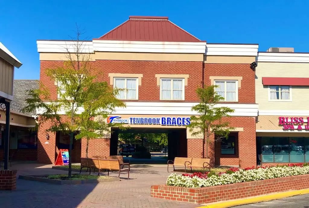 TenBrook Orthodontics - Professional dental clinic exterior with modern facilities