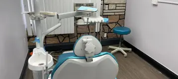 Pura Dental Center