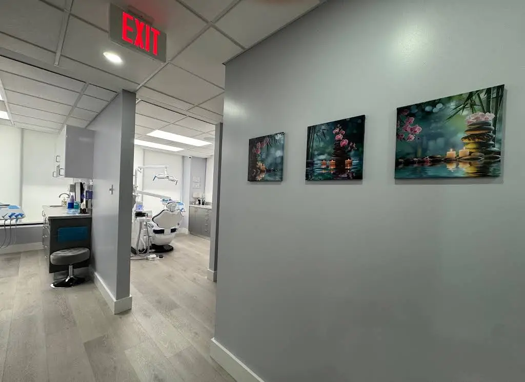 Luxury Dental, PC