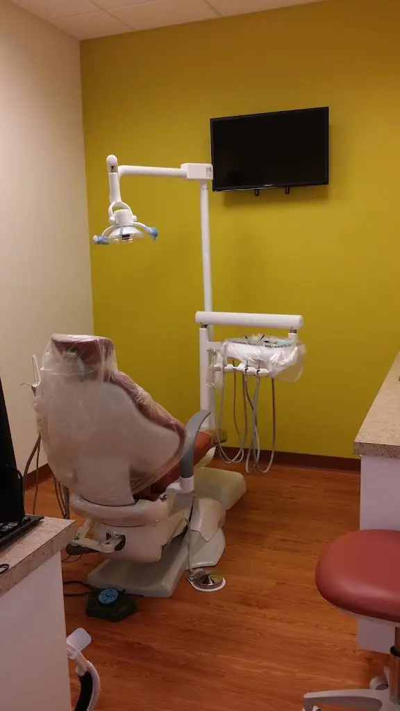 Smile Now Dental Clinic
