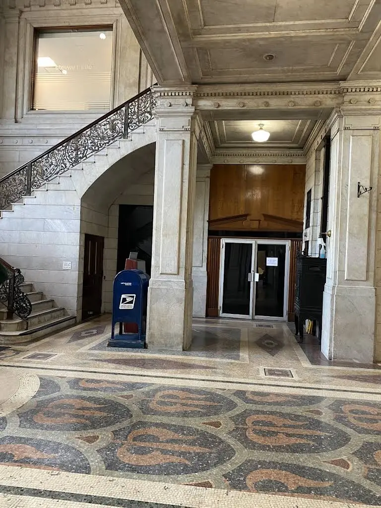 METROPOLITAN DENTAL, PLLC