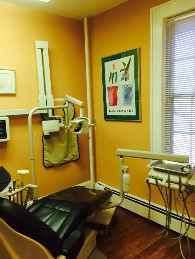 Bloom & Bloom, The Center For Excellence in Dentistry