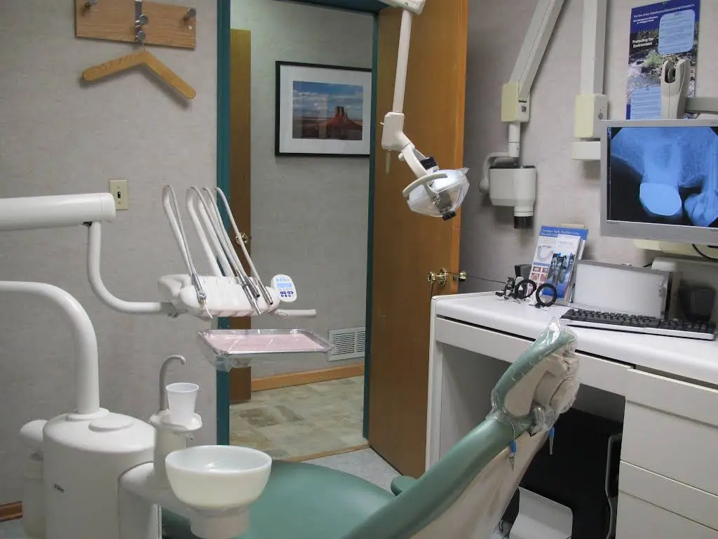Zion H Chen, DDS, PA