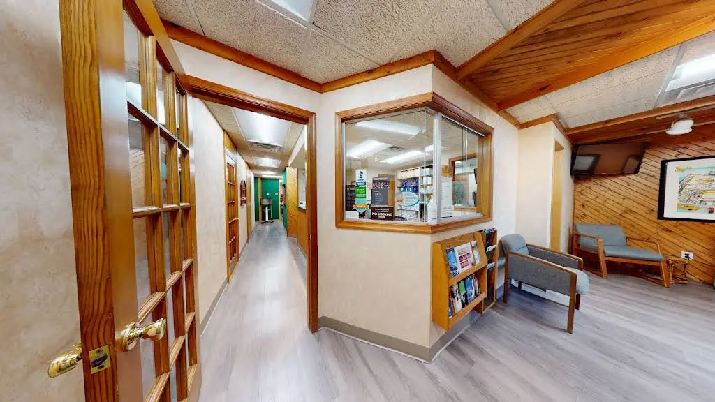 Philadelphia Dental Smiles - Professional dental clinic exterior with modern facilities