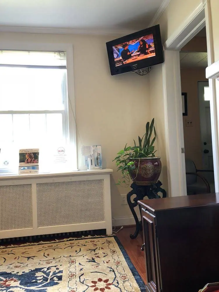 Frankford Dental Care PC - Professional dental clinic exterior with modern facilities