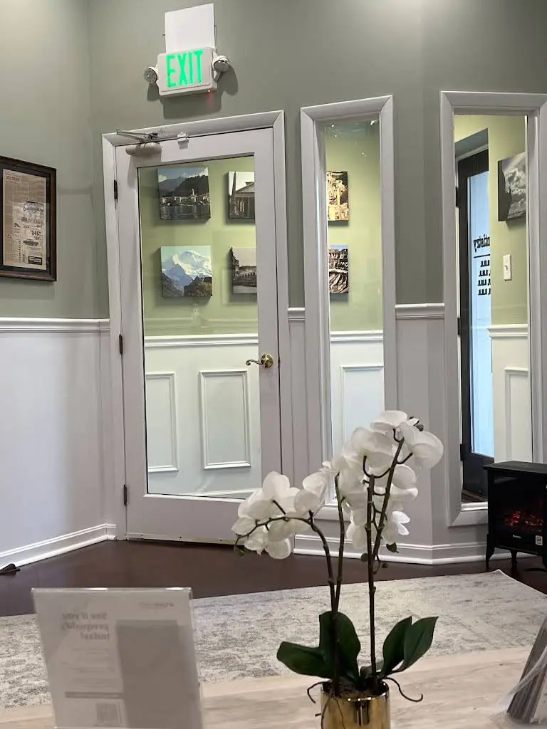 Dr. Suzanne Land & Associates Family Dentistry