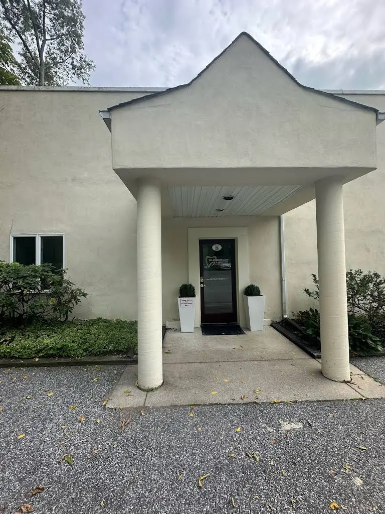 Dr. Suzanne Land & Associates Family Dentistry