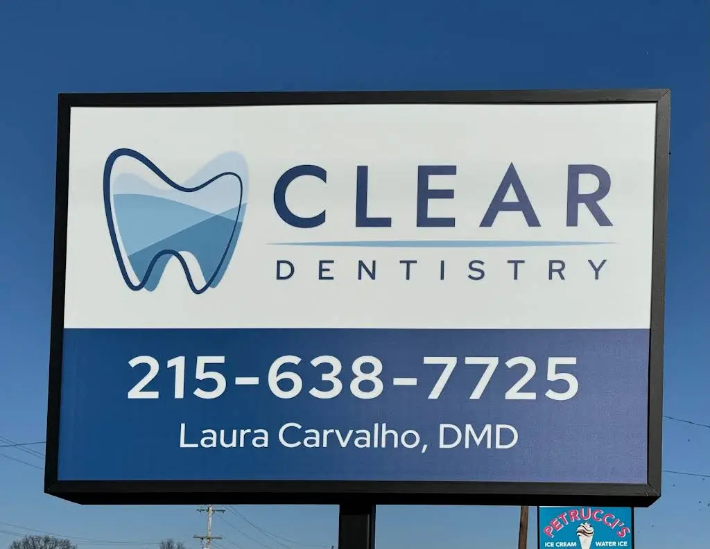 Clear Dentistry - Dr. Laura Carvalho, DMD - Professional dental clinic exterior with modern facilities