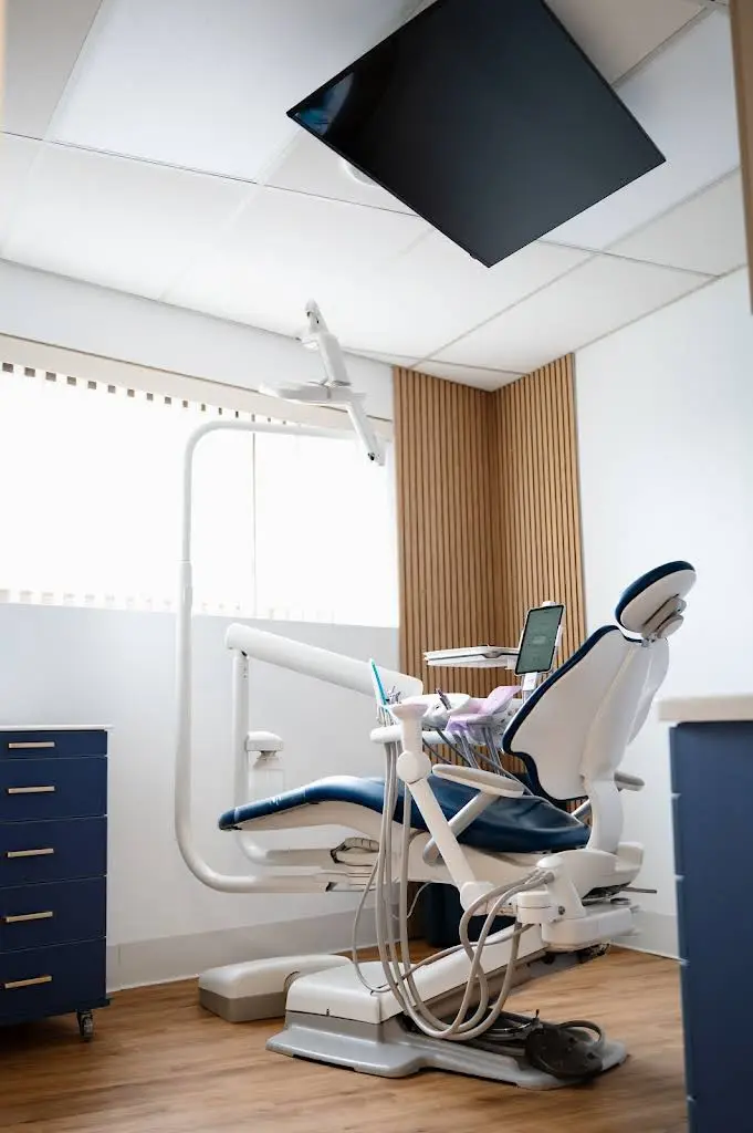 Clear Dentistry - Dr. Laura Carvalho, DMD