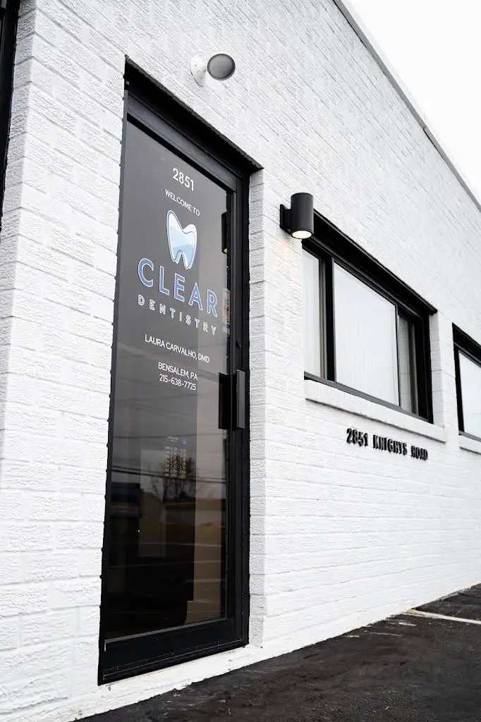 Clear Dentistry - Dr. Laura Carvalho, DMD