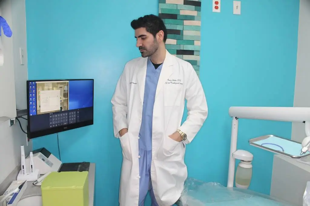 Brooklyn Dental Spa - Professional dental clinic exterior with modern facilities