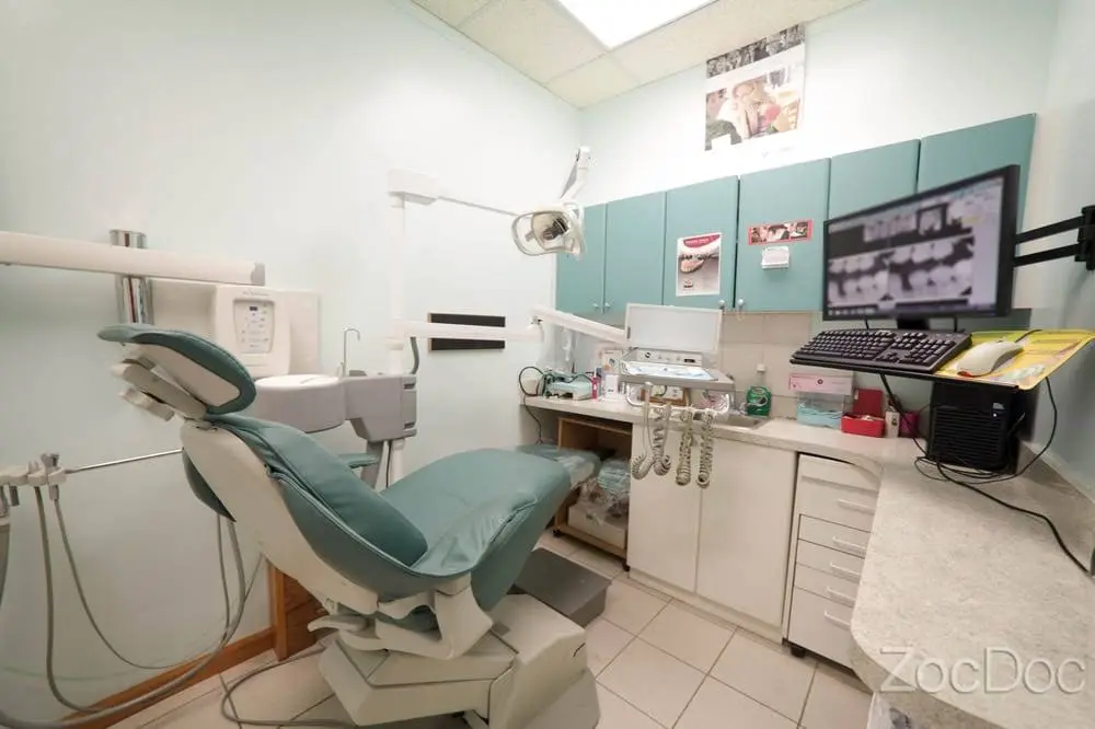 Flatbush Family Dentist - Dr. Nikolay Dayanayev