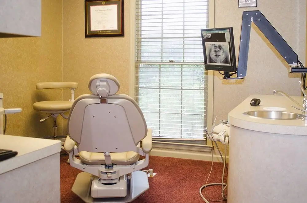 The Goldberg Dental Group