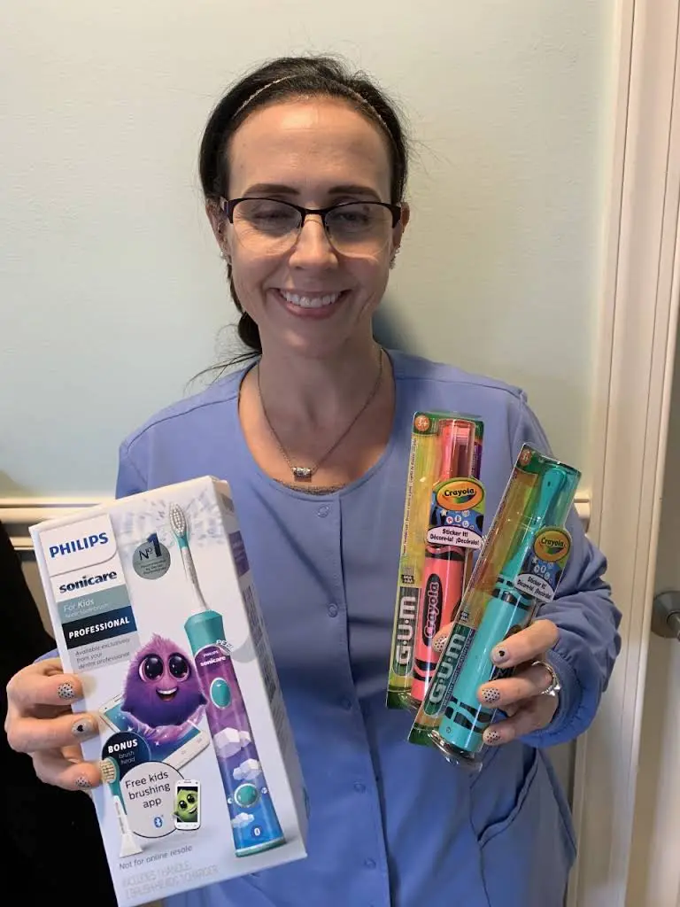 Growing Smiles Pediatric & Adolescent Dentistry