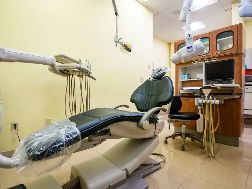 A1 Dental