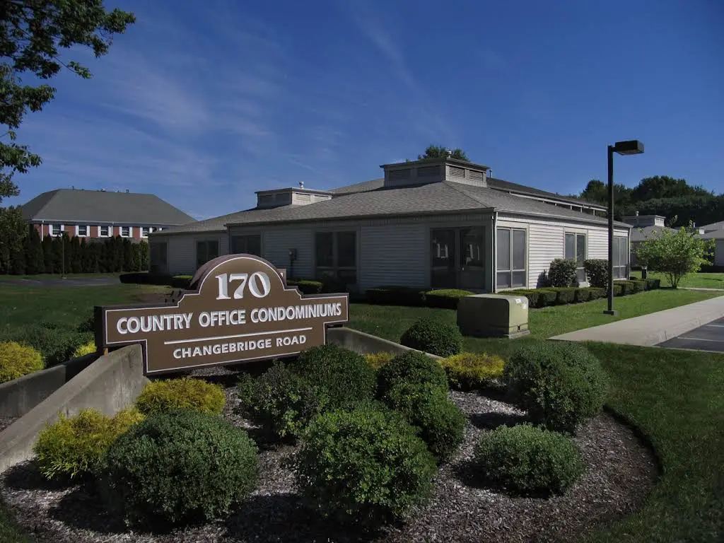 Morris Dental Care - Professional dental clinic exterior with modern facilities