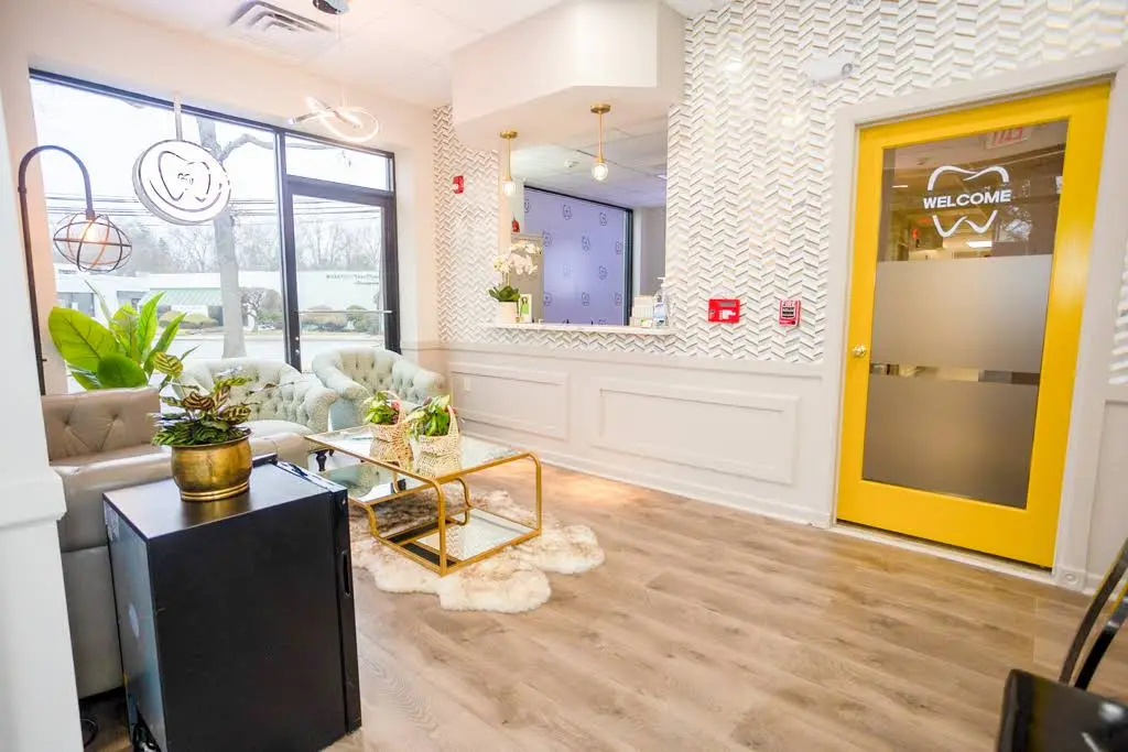 Living Smiles Dentistry