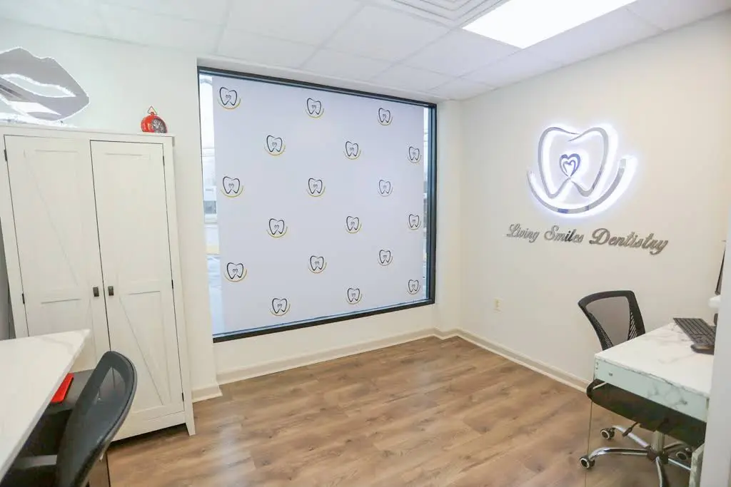 Living Smiles Dentistry