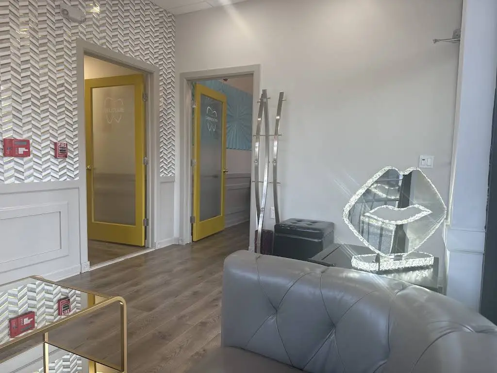 Living Smiles Dentistry