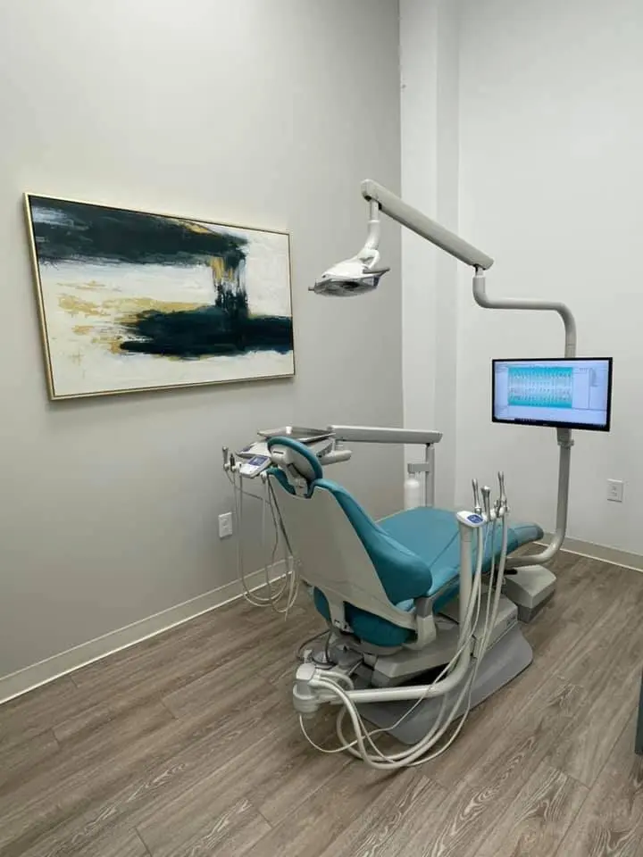 Dorfner Dental Studio - Professional dental clinic exterior with modern facilities
