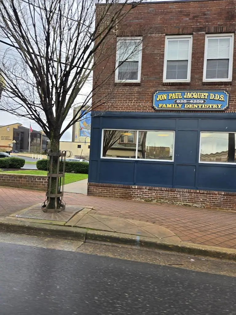Jacquet Family Dental / Dr. Jon Paul Jacquet - Family Dentistry