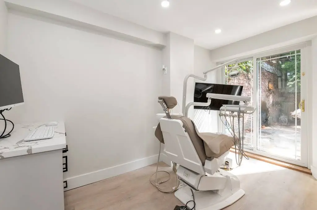 Pure Dentistry Arts