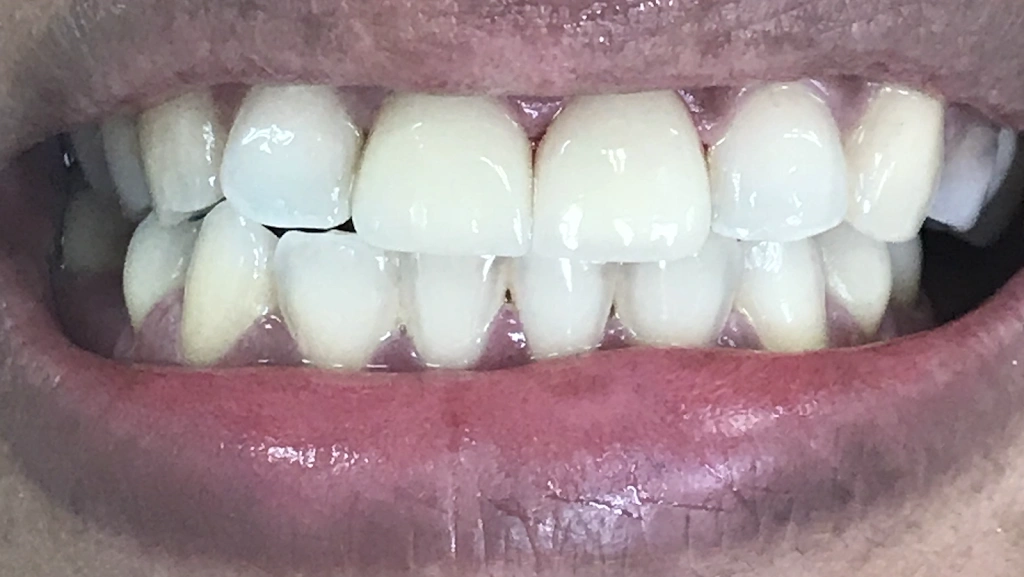 New Wave Dentistry - Professional dental clinic exterior with modern facilities