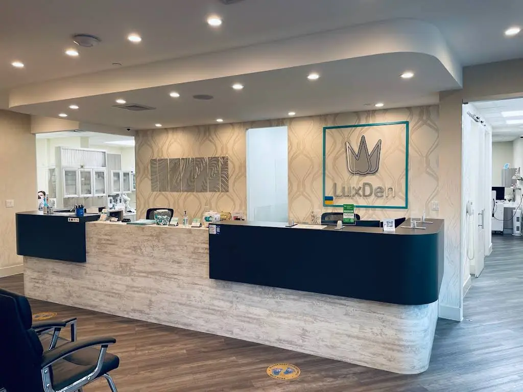 LuxDen Dental Center
