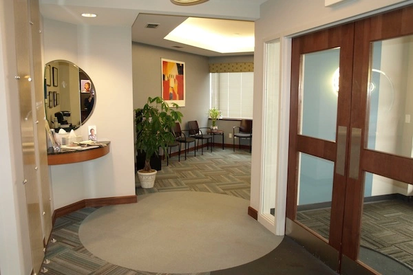 Creekside Dentistry & Implantology