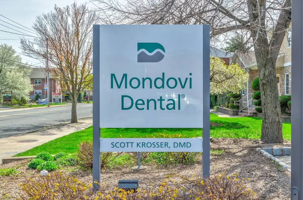 Mondovi Dental
