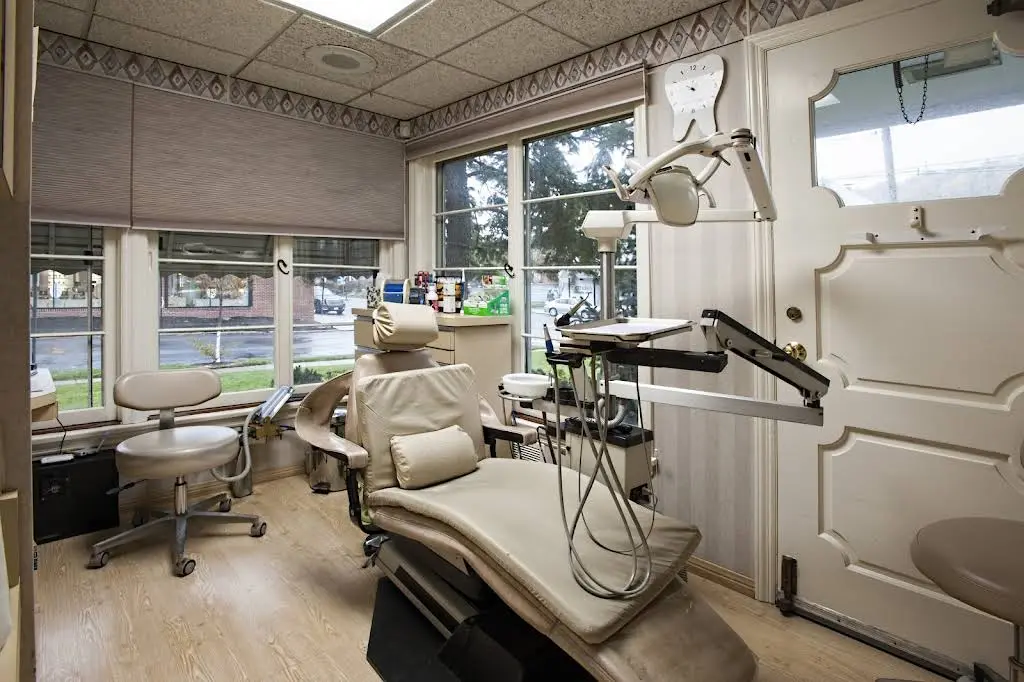 Beautiful Smiles - Cosmetic & Implant Dentistry