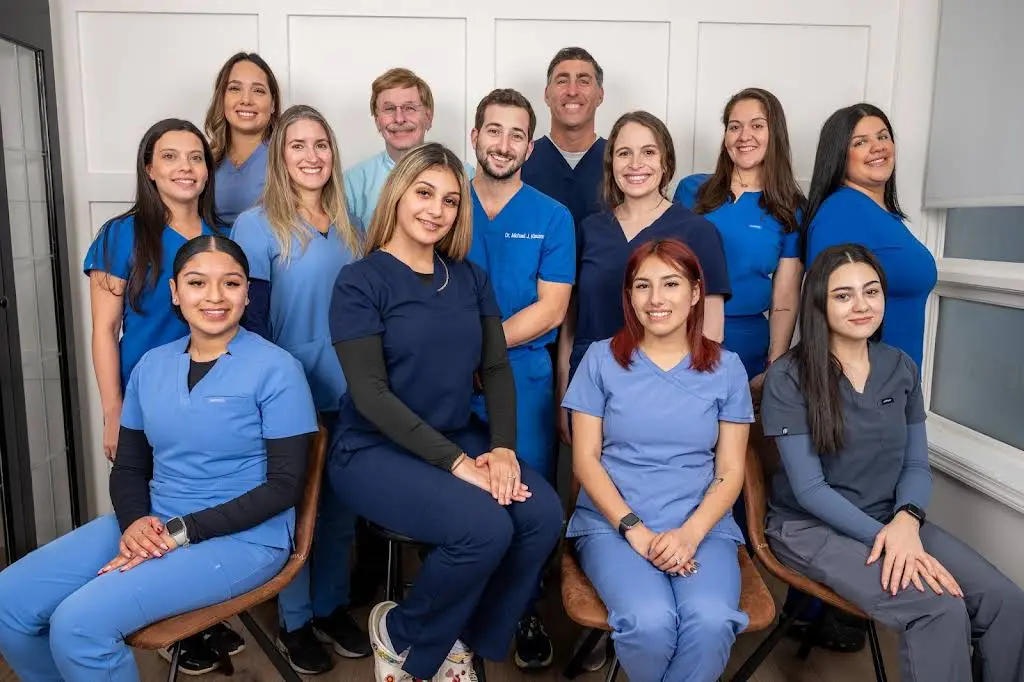 Valley Arts Dental - Professional dental clinic exterior with modern facilities