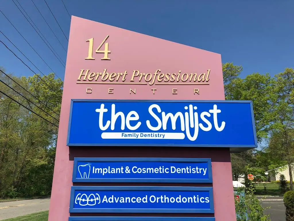 The Smilist Dental Marlboro