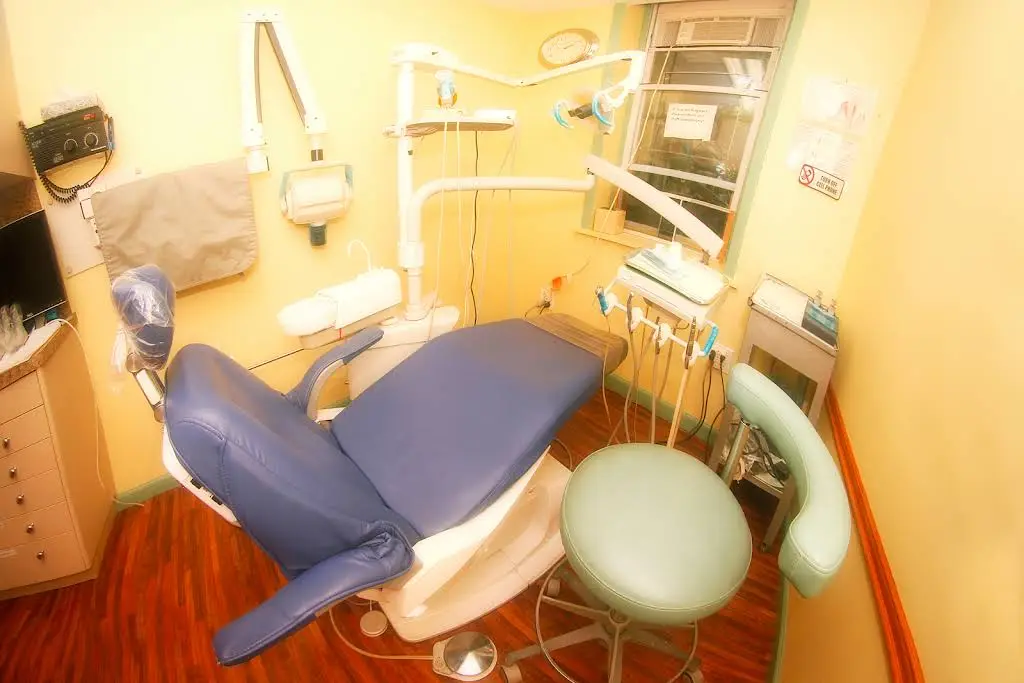 Absolute Dental PC