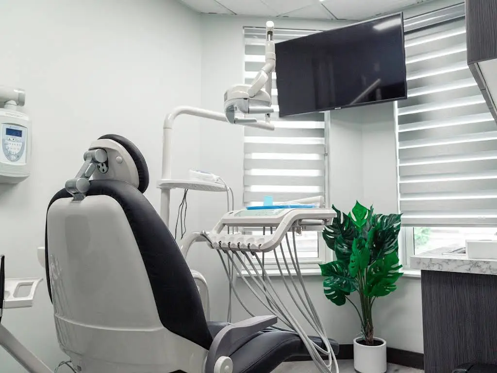 Bay Ridge Dental Arts - Professional dental clinic exterior with modern facilities